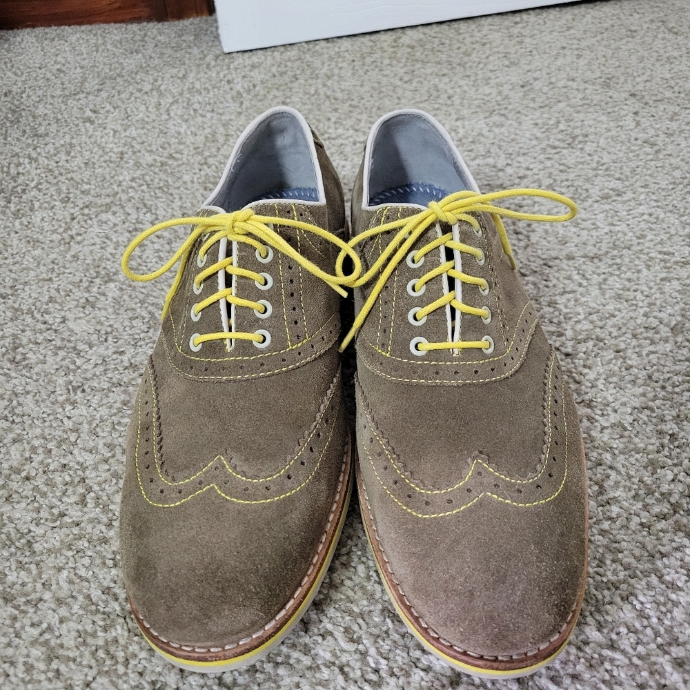 Johnston & Murphy suede wingtips with yellow accent 8M, L12